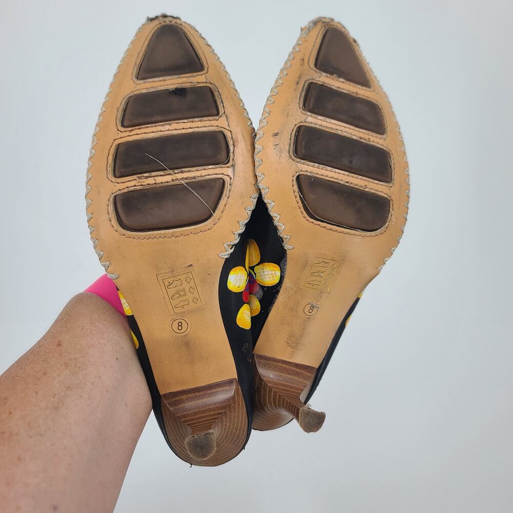 Annabelle Black Floral Mules Size 8 Boho Artisan Funky Unique Folk Art Indie - Picture 7 of 8